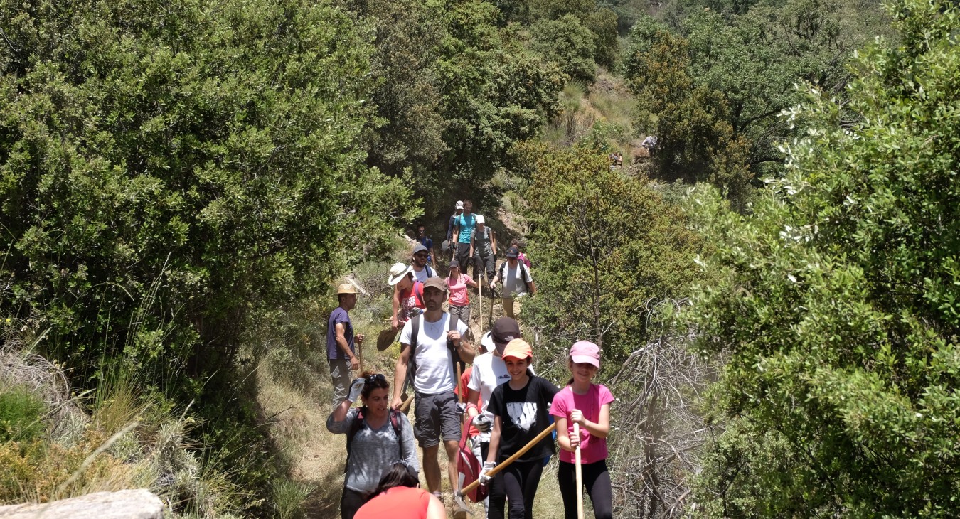 Cleaning of historic Barjas irrigation channels