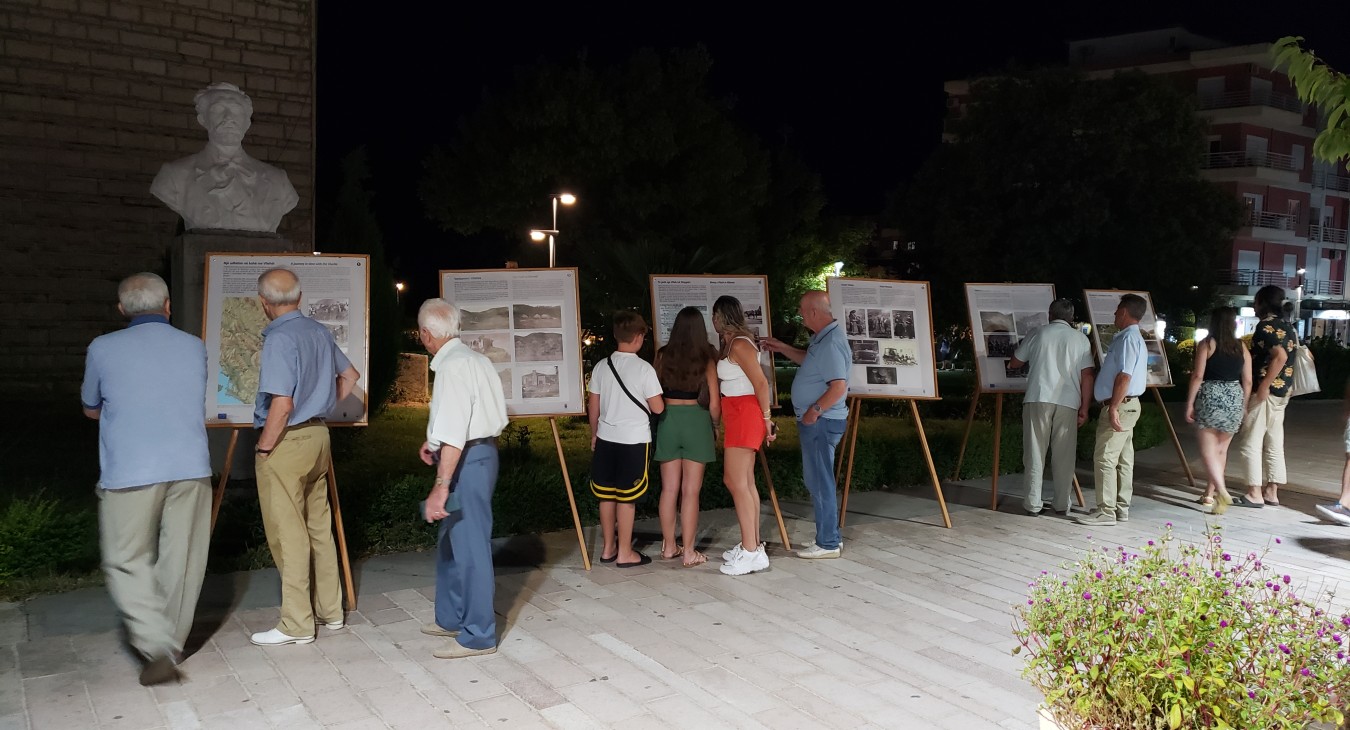 People viewing the photographic exhibition 